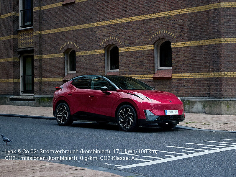 Roter Lynk & Co 02